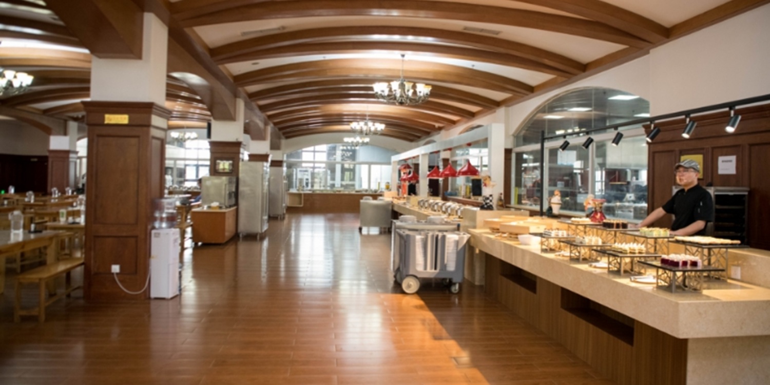 CAMPUS CAFETERIA